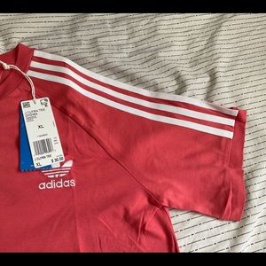 adidas originals t-shirt big boy XL 176 new with tag